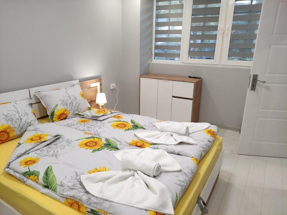 Uptown Funk Apartment Ruse Exterior foto